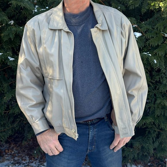 Used Men's Leather Spring Jacket. Size 50 or XL. Bomber style - Picture 3 of 6